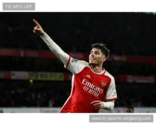 阿森纳通过长传直塞撕裂防线，单刀破门成为亮点